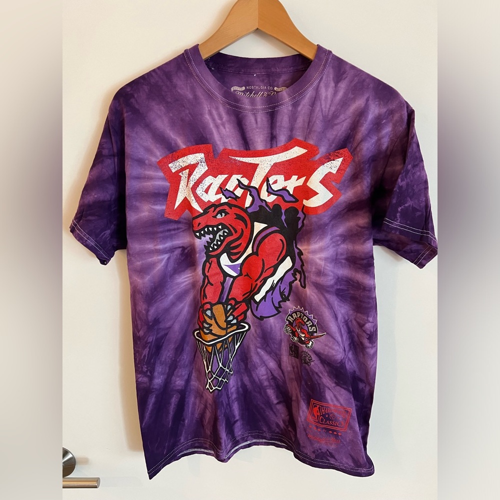 NWOT Mitchell Ness Toronto Raptors Shirt size M